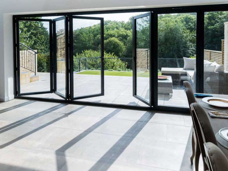 smart-systems-aluminium-bifold-doors-4s smart-systems-aluminium-bifold-doors-4s